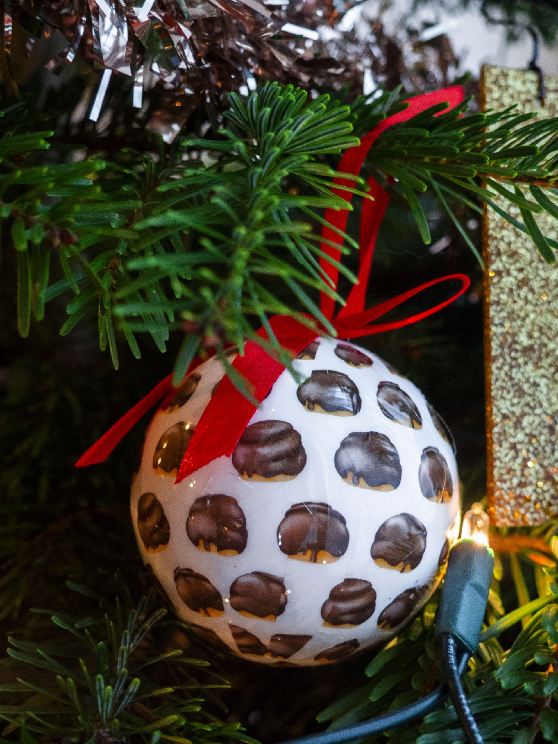 Regelen Geld lenende microscopisch De Bossche Bol kerstballen rond wit met chocolade bollen